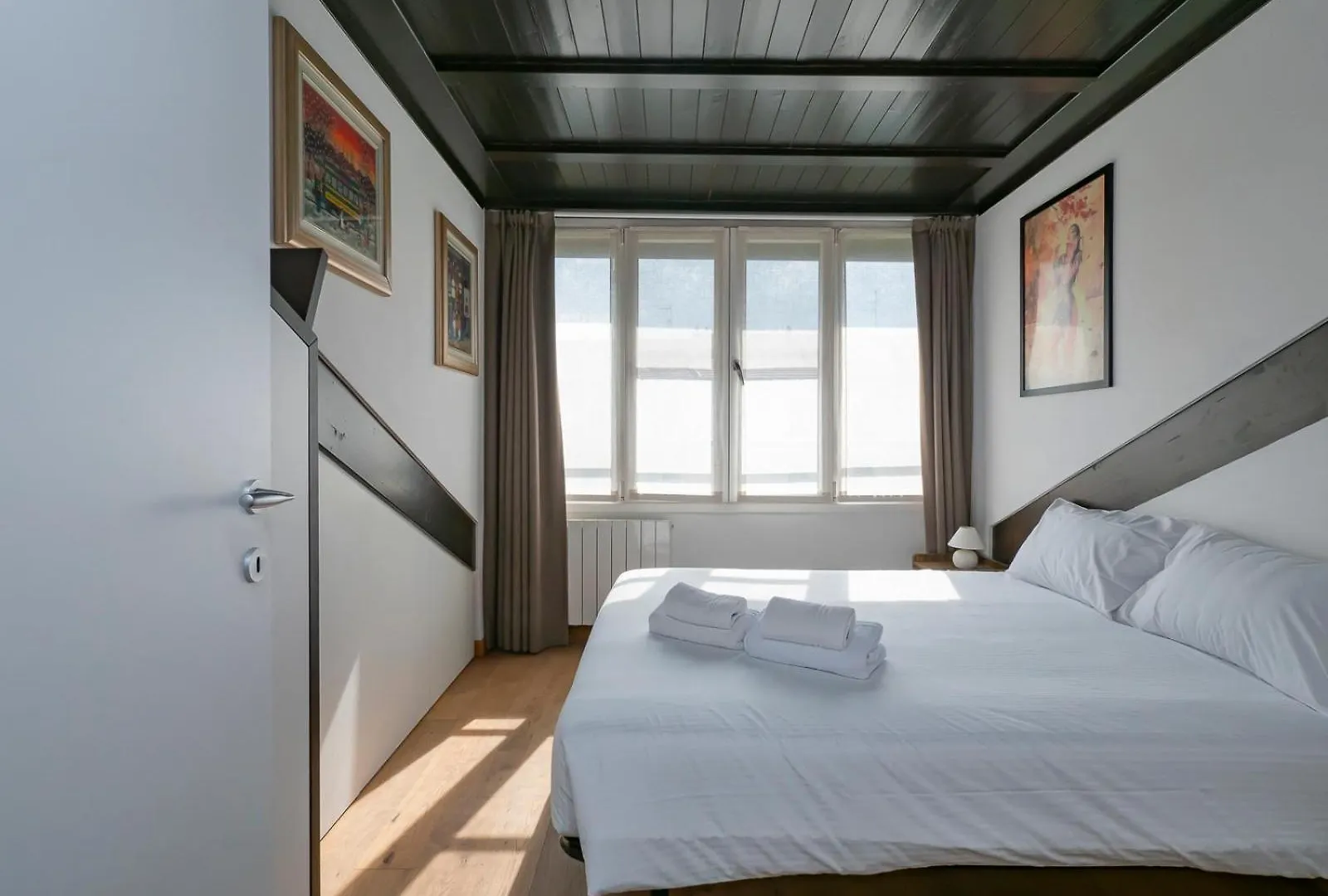 Xenia Apartments - Penthouse In Porta Venezia Milan 0*,  Italy